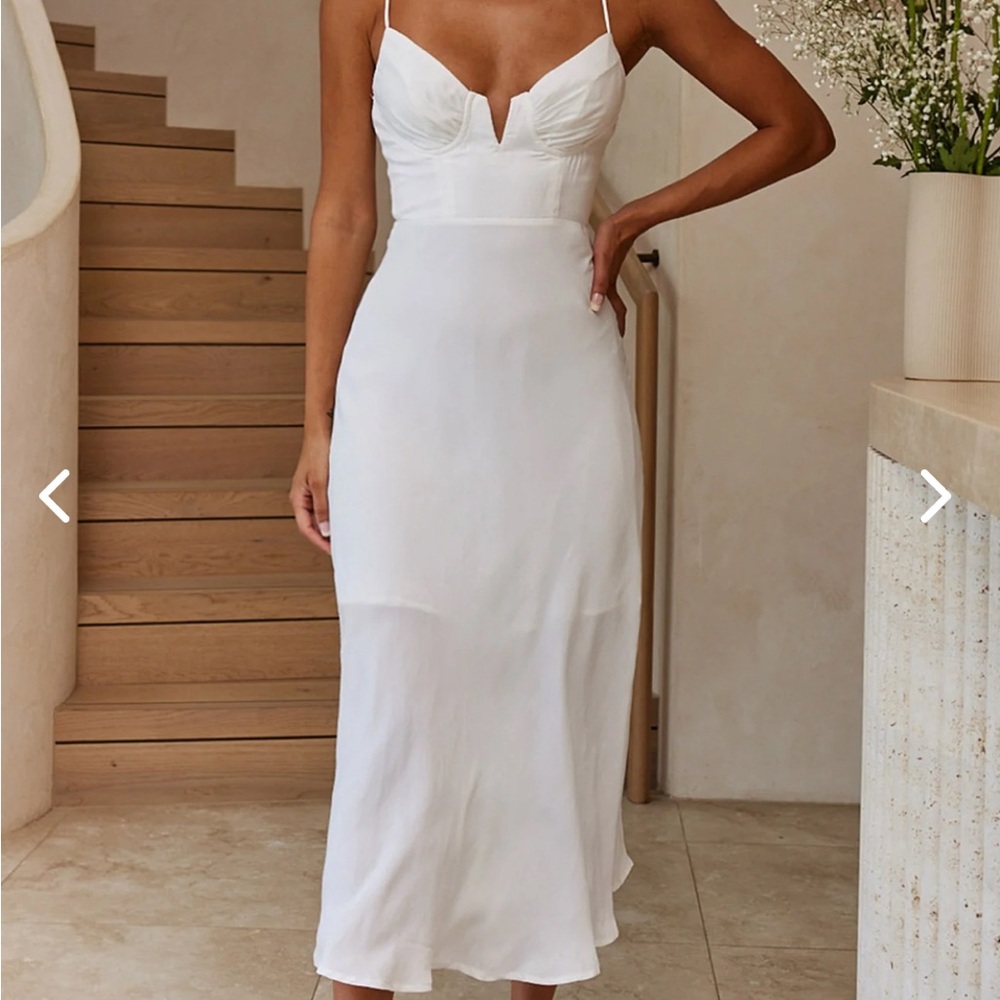 Selfie Leslie Lake Como Midi Dress